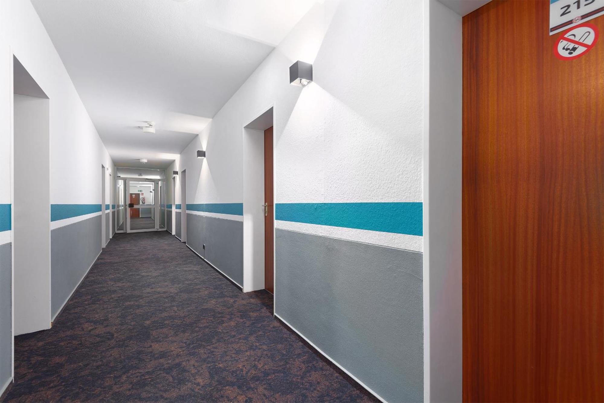 Trip Inn Hotel Krefeld Exterior photo